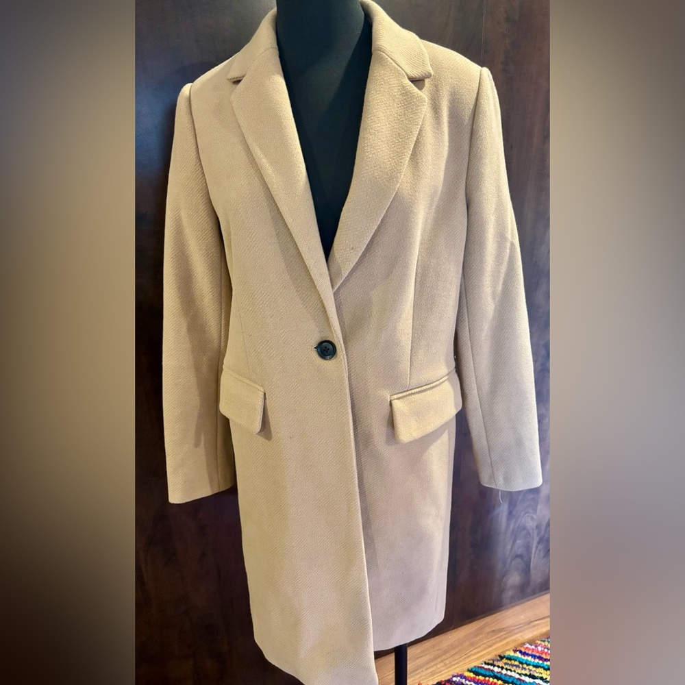 BCBGMaxAzria Tan Blazer Coat